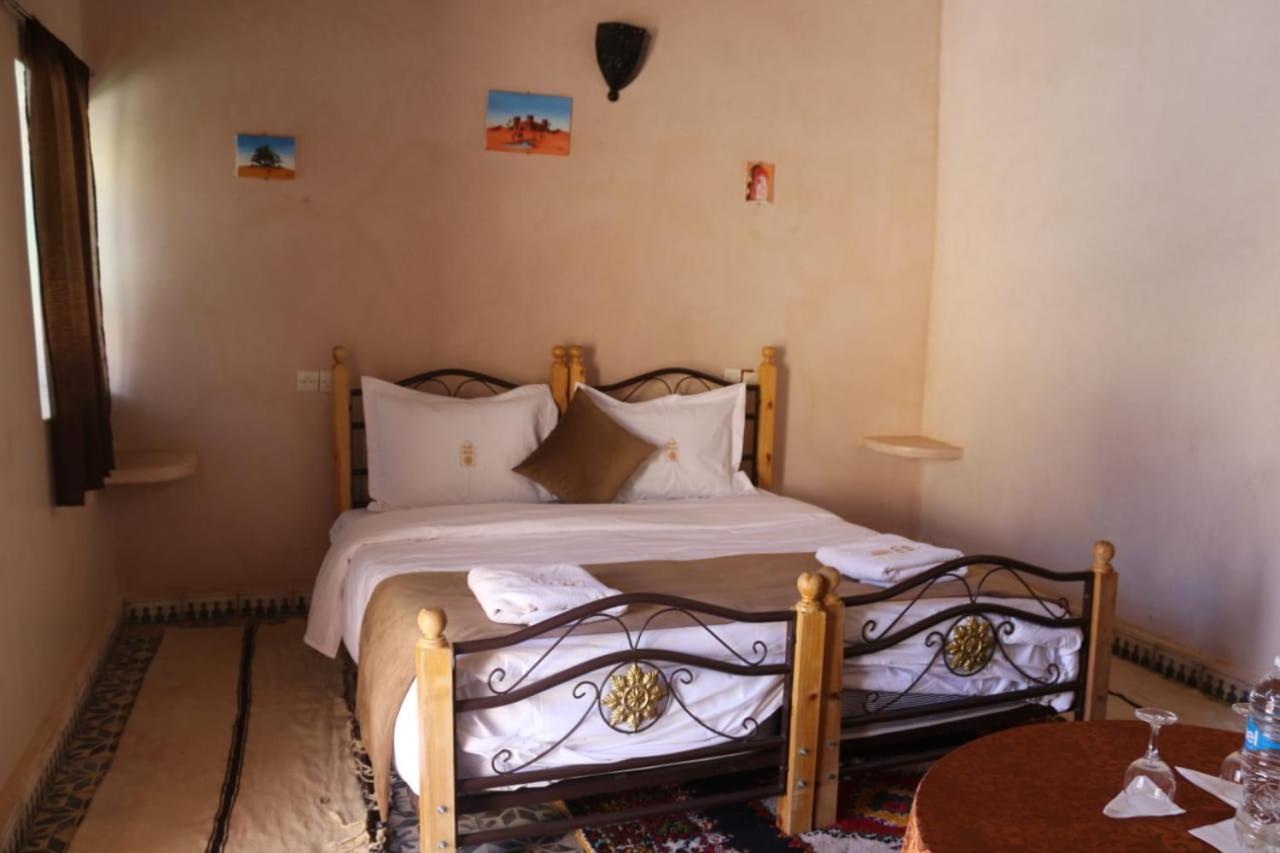 Riad Assia Foum Zguid Zimmer foto